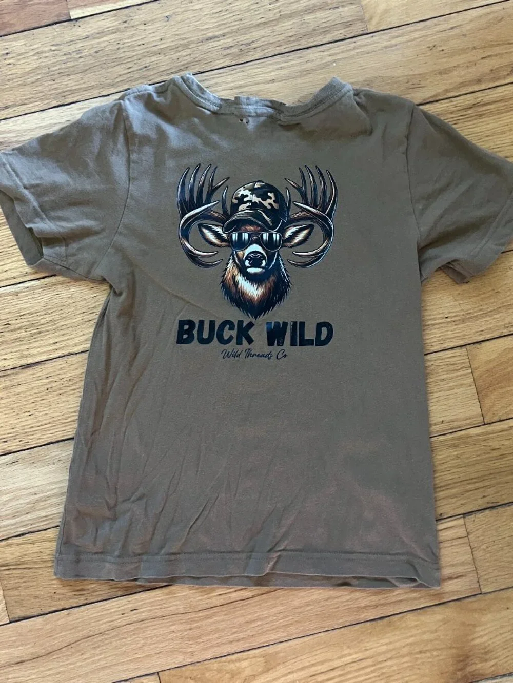Wild Threads Buck Wild Deer Graphic Tee 🦌 100% Cotton Brown T-Shirt Size Youth